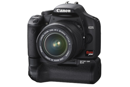 Canon EOS Rebel XSi (front 3q with grip)